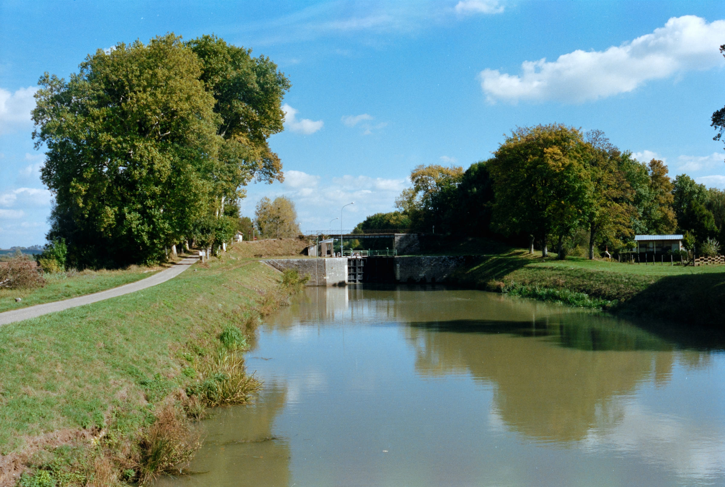 AHP F1990 09 008 sc240829 img15 NLP